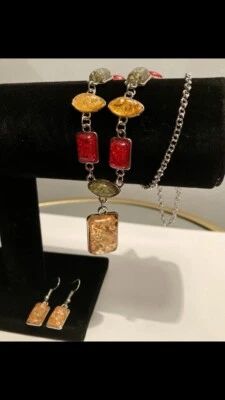 Brincos de âmbar 3 peças e colar joias elegantes. Liga. - Imagem 1 de 4