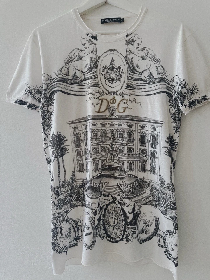 Dolce And Gabbana Men’s T Shirt - Image 1 of 4