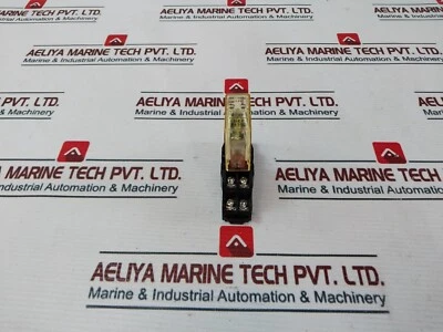 Idec RY2S-UL Relay With Base 3A 120-240VAC - Image 1 of 4