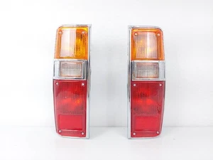 Tail Light Chrome rear lamp Fit For Toyota Pickup Hilux RN30 RN40 RN45 1978-1983 - Bild 1 von 8