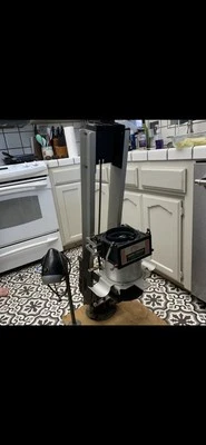 Condensador variable ampliador de cuarto oscuro película Simmon Omega D2 vintage con luz y lente Foto 1 de 4