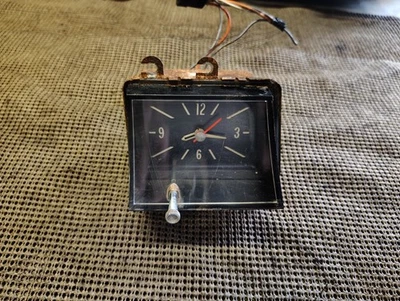 Pontiac Catalina Bonneville 1969 1970 conjunto de reloj de tablero original con perilla Foto 1 de 4