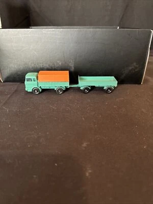 Lesney, Matchbox Series, Mercedes Truck No.1 & trailer, M6 - Image 1 of 4