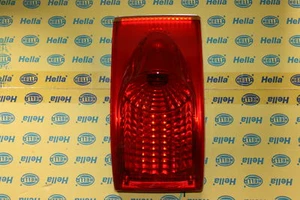 Hella 2NE 008 805-071 Feu Arrière de Brouillard Busse Autocar Mobile Home Hommes - Picture 1 of 2