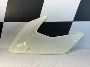 BMW Left White Side Fairing 2013 - 2015 F800GT 46638528609 - Picture 1 of 9