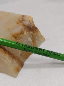 Lápiz de madera sin afilar C. Herbert Hall eléctrico y aislamiento Ashland Ohio de colección - Imagen 1 de 5