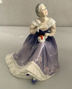 Royal Doulton Figurine Happy Anniversary HN3097 - Picture 1 of 6