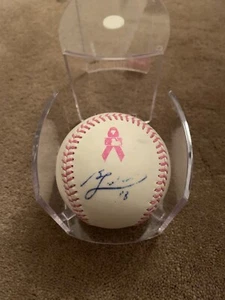 Ben Zobrist Autographed Baseball Chicago Cubs Mothers Day Gift WITH CASE - Picture 1 of 3