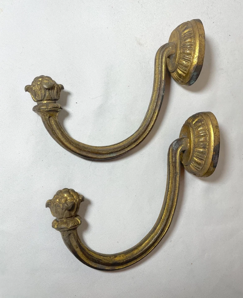 pair of antique 19th century gilt bronze ornate Victorian wall hooks bracket  - Image 1 of 4