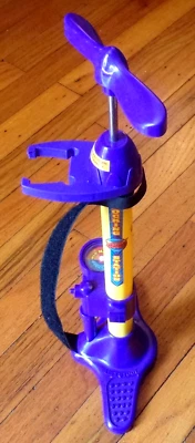 Vintage 1997 Purple & Yellow SPIN MASTER AIR HOGS DOCKING STATION & Controller - Image 1 of 4