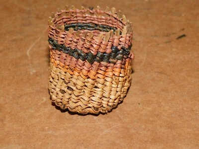 MINIATURE,Northwest Coast, MODOC/KLAMATH,Native American,BASKET 1.5 INCH - Image 1 of 4