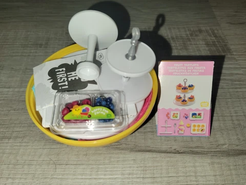 MGA'S Miniverse Make It Mini Food Cafe Series 2 - Fruit Tartlets Cover