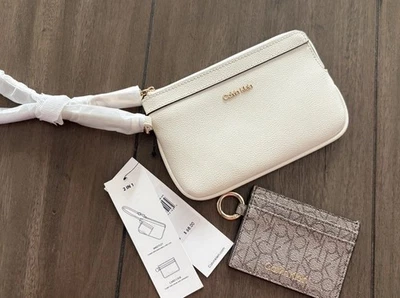 ¡Muñequera clutch Calvin Klein con estuche para tarjetas! Nuevo con etiquetas Foto 1 de 4
