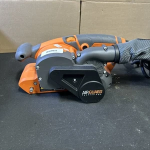 Levigatrice a nastro a filo velocità variabile Ridgid R2740 con sacchetto antipolvere Z403 - Foto 1 di 5