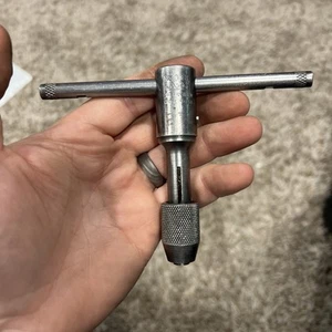 GTD Greenfield Spezialeinsätze umschaltbarer Gewindebohrer Schneideisenschlüssel 1/4" 1/2" T-Griff 338 Werkzeug - Bild 1 von 12