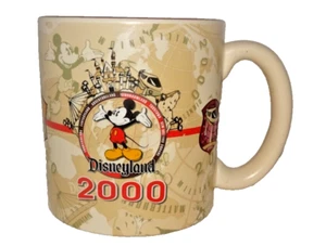 Disney Millenium Mickey Mouse Disneyland 2000 große Kaffeetasse / Becher grüne Karte - Bild 1 von 7