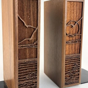 Lasercraft Laser 6.5" Solid Walnut Engraved Ocean Seagull Beach Bookend 2 Scenes - Picture 1 of 10