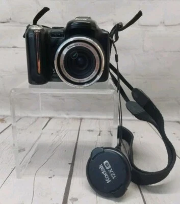 Kodak Easyshare P850 5.1 MP Digital Camera 12x IS UNTESTED - Image 1 of 4