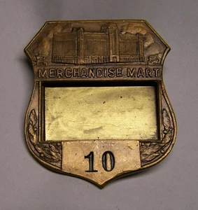 VINTAGE MERCHANDISE MART CHICAGO, IL.  MITARBEITERABZEICHEN #10 - Bild 1 von 3