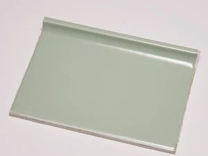 Vintage 1 Keramikfliese - Cove Edge hellgrün matt 6" x 4 1/8" breit Rechteck Neu aus altem Lagerbestand - Bild 1 von 4
