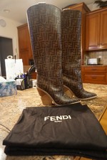 botas vaqueras fendi