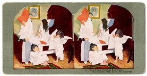 Stereopticon Card The Pillow Fight at Bed Time - Picture 1 of 2