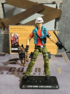 GI JOE ~ LEY Y ORDEN 2017 ~ 100% completo y tarjeta de archivo ~ FSS 6.0 CLUB DE COLECCIONISTAS - Imagen 1 de 5