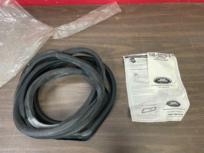 1960 1961 FORD GALAXIE WINDSHIELD RUBBER SEAL GASKET 1125 - Image 1 of 2