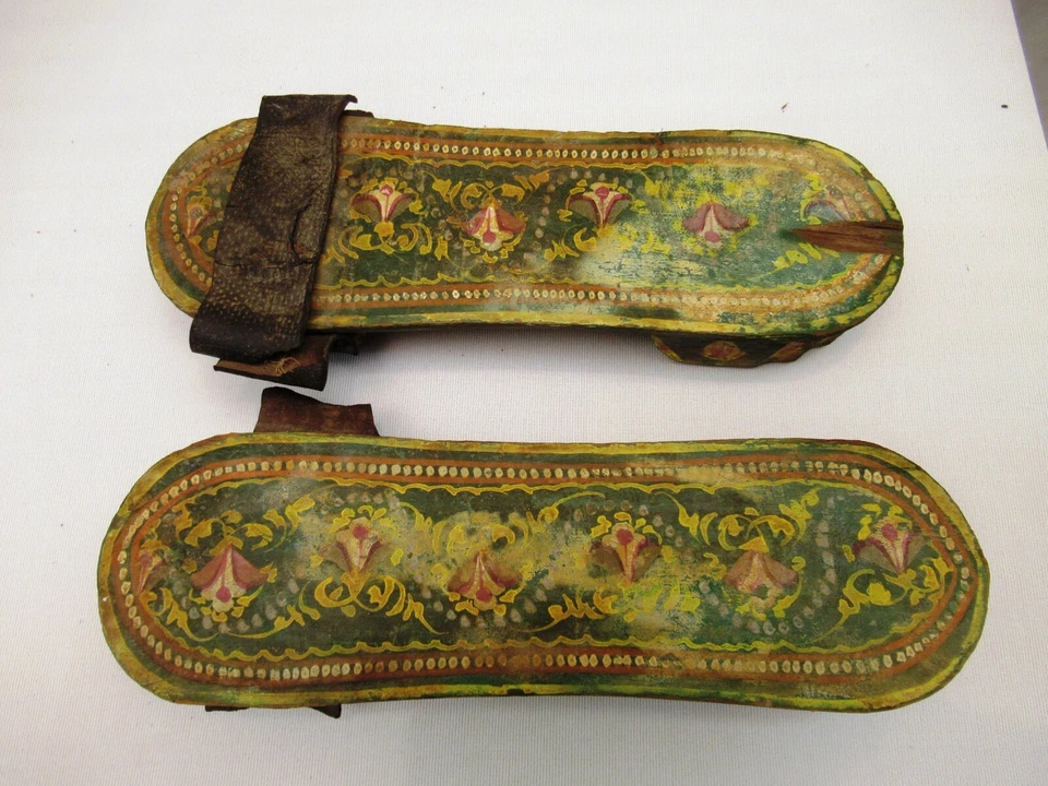 Antique Tribal Wood Paduka Sandals Khadau Methiyadi Vintage Footwear Painted *1 - Image 1 of 4