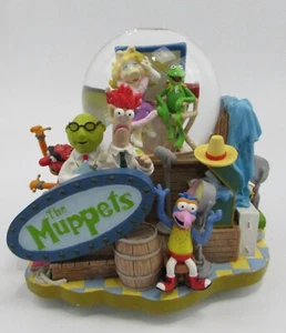 Disney The Muppets Musical Snow Globe "The Muppet Show Theme" Marquis Lights Up - Imagen 1 de 9