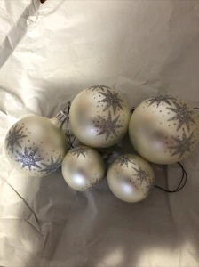 Silberne Weihnachtskugeln 5 Stck handbemalt Nürnberger Festschmuck ohne Karton - Bild 1 von 5