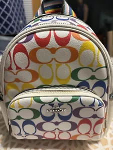 Mochila Coach Mini Court en lona Rainbow Signature CK377 AGOTADA EN LÍNEA - Imagen 1 de 12