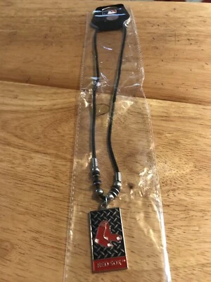 BRAND NEW OFFICIALLY LICENSED MLB BOSTON RED SOX 18” DOG-TAG STYLE NECKLACE CTM7 - Image 1 of 2