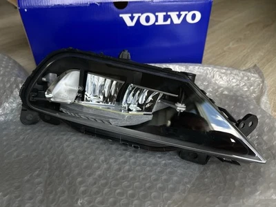 ¡Nuevo! Faro antiniebla izquierdo OEM 32337364 2016-2025 Volvo XC90/XC60/S90/V90 Foto 1 de 4