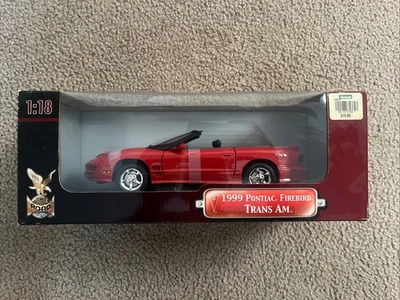 Road Signature Die Cast 1999 Pontiac Firebird Trans Am 1/18 1:18 White #92388 - Image 1 of 4