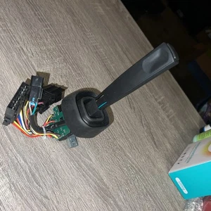Turn Signal Switch 3172172 for Volvo VNL 630 660 670 VNM 200 430 630 577.96002 - Picture 1 of 4