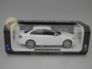 Mercedes C63 AMG (2008) - New Ray 1:24 - NR71083WH