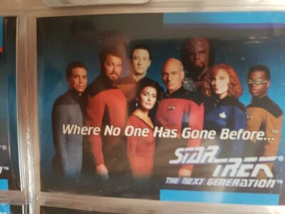 КОЛЛЕКЦИОННЫЕ КАРТОЧКИ STAR TREK СЛЕДУЮЩЕГО ПОКОЛЕНИЯ 1992 IMPEL 120 БАЗОВЫЙ НАБОР + 5 бонусных карт  - Изображение 1 из 4