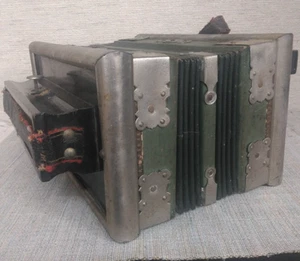 Button Accordion Junk for Parts F/S Old Vintage Retro Made in Germany from Japan - Picture 1 of 11