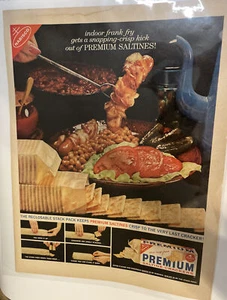 Vintage NABISCO PREMIUM SALTINE CRACKERS / EQUITABLE Ad- LIFE MAGAZINE 5/11/1962 - Picture 1 of 2