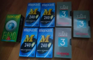 Lot de 9 VHS Maxell Granada Basic Line neuves sous blister - Photo 1/1