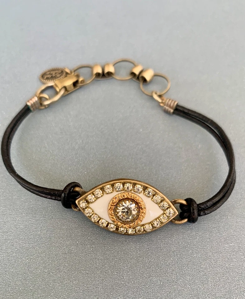 Michal Golan Mal de Ojo Griego con Diamante y Esmalte Blanco Cuero Negro Foto 1 de 4