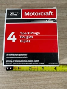 4 ea Motorcraft Platinum Spark Plug SP520 2011-14 Ford Flex Mustang 3.5L 2.7L(G) - Picture 1 of 3
