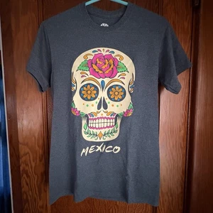 Damen T-Shirt Größe Small/Med Mexiko Dia de los Muertos grau Sugar Skull Baumwolle - Bild 1 von 3
