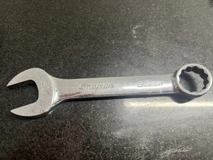 Snap On 23 mm 12-Punkt metrisch kurzer Kombinationsschraubenschlüssel OEXM23 - Bild 1 von 3