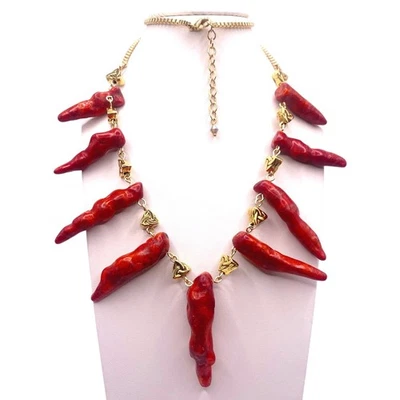 "Collar con dijes de cuernos de coral rojo 22""" Foto 1 de 4