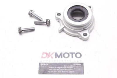 97 HONDA GOLDWING 1500 GL1500SE OEM ДЕРЖАТЕЛЬ ПОДШИПНИКА ПОСЛЕДНЕГО ВАЛА ДВИГАТЕЛЯ R3.BX19 - Изображение 1 из 4