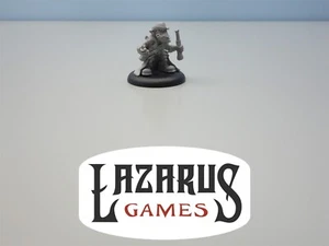 Warmachine: Mercenaries - Reinholdt Gobber Speculator (Prensa Privada) - Imagen 1 de 4