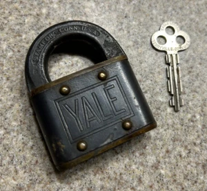 Antik Vintage Yale & Towne Schloss Dampfer Kofferraum Vorhängeschloss Schlüssel Messing OH6 Stamford - Bild 1 von 6