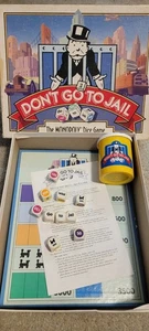 Vintage 1991 Monopoly Don’t Go To Jail Dice Game By Parker Brothers Complete Set - Picture 1 of 3